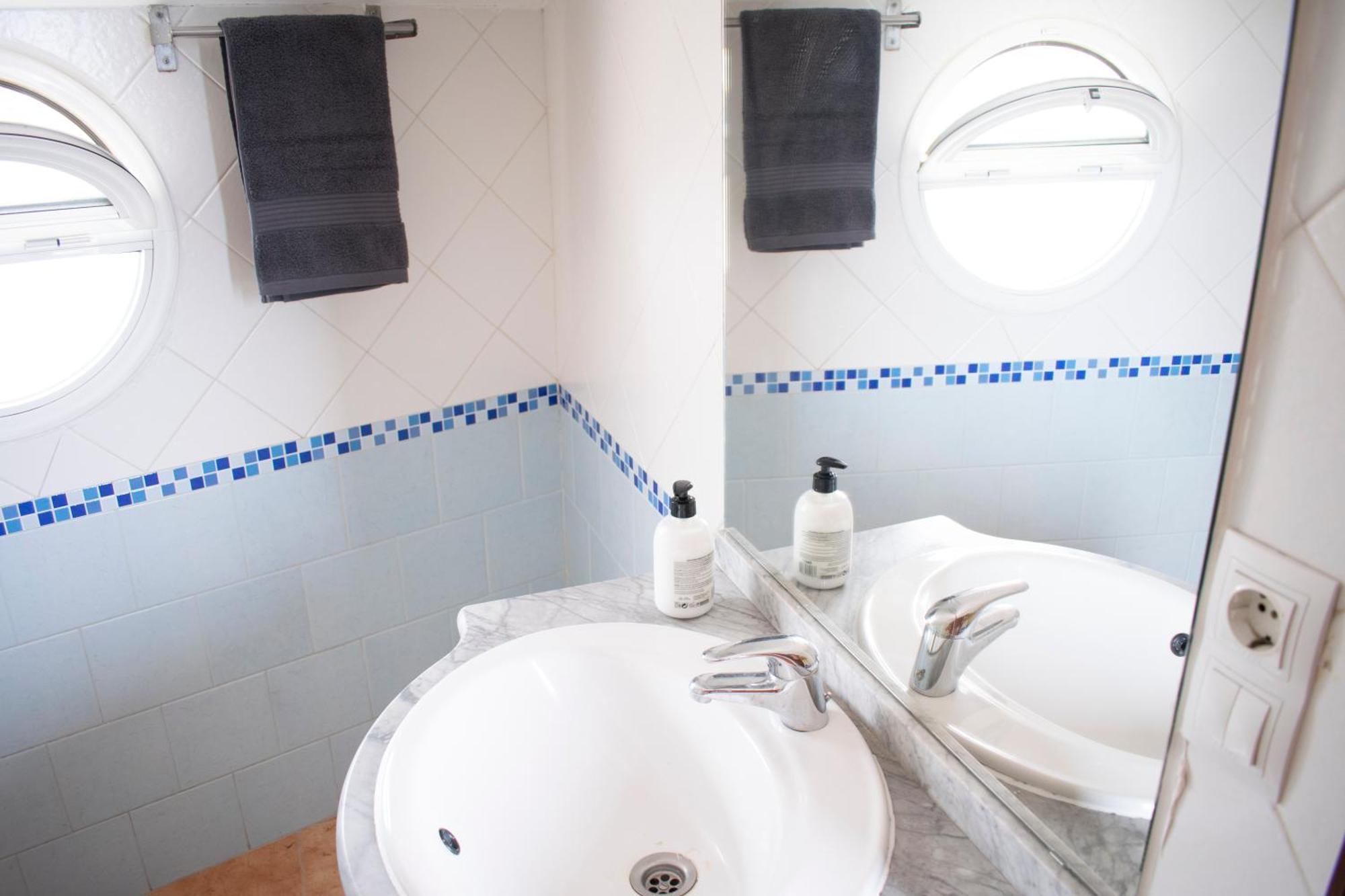 טורמולינוס La Cizana Duplex By Holiday Homes Malaga מראה חיצוני תמונה